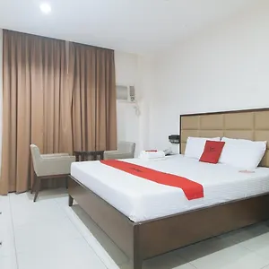 Hotel Reddoorz Near Foundation